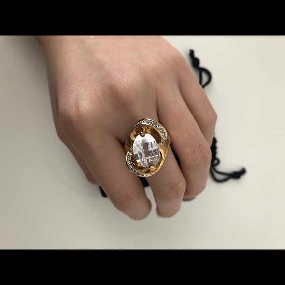 Original £150 Martin James crystal gold color ring - Picture 1 of 4